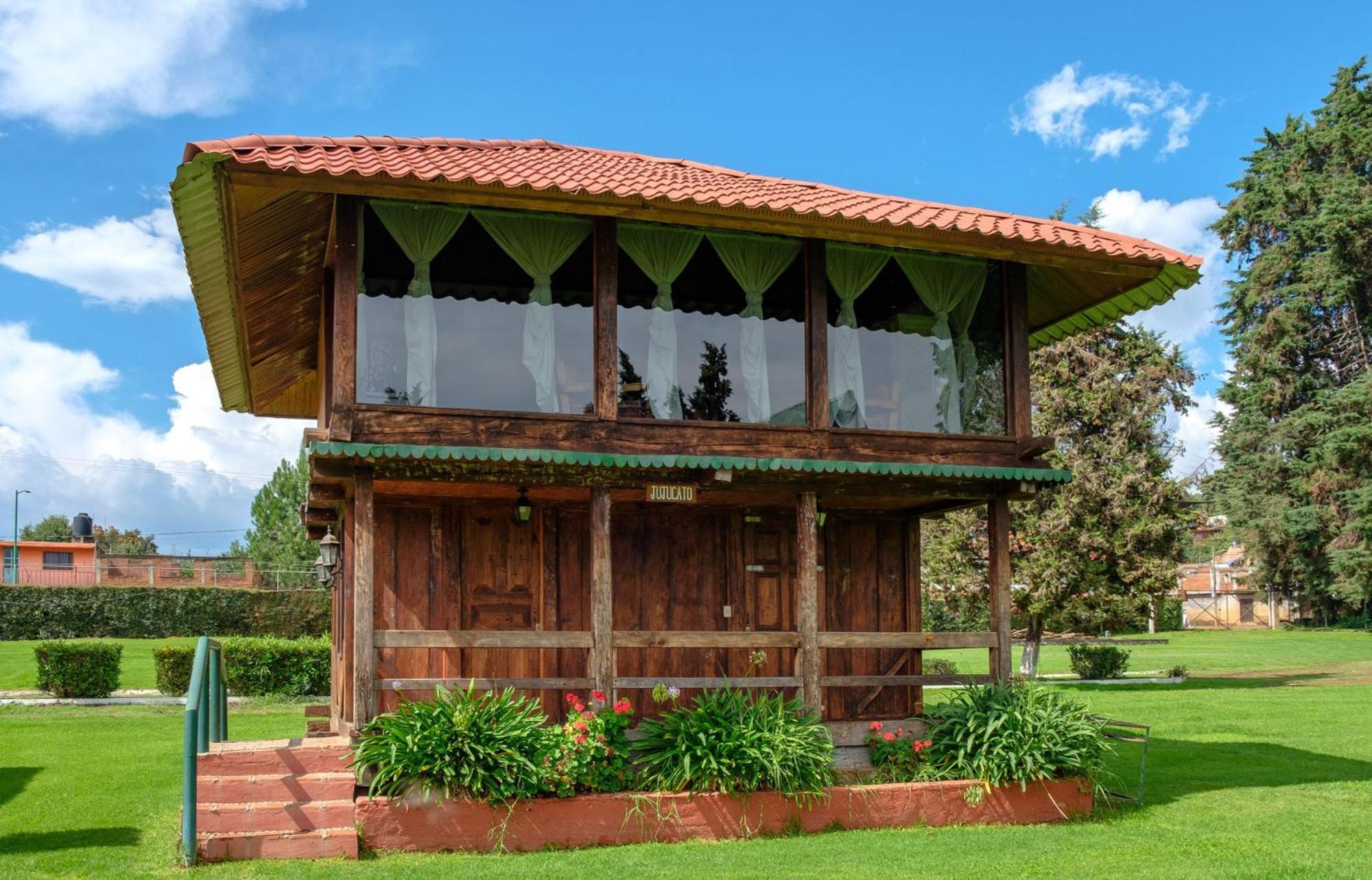 Zirahuen Forest And Resort Εξωτερικό φωτογραφία