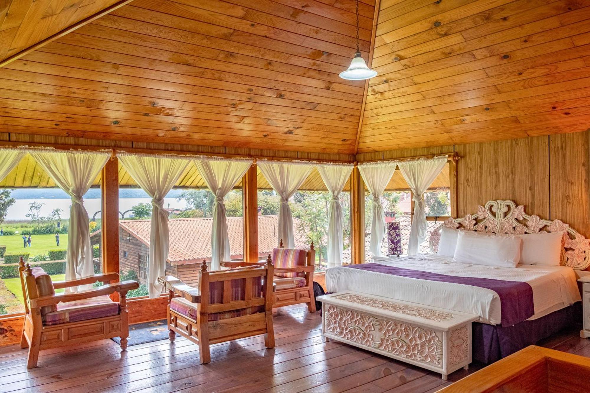 Zirahuen Forest And Resort Εξωτερικό φωτογραφία