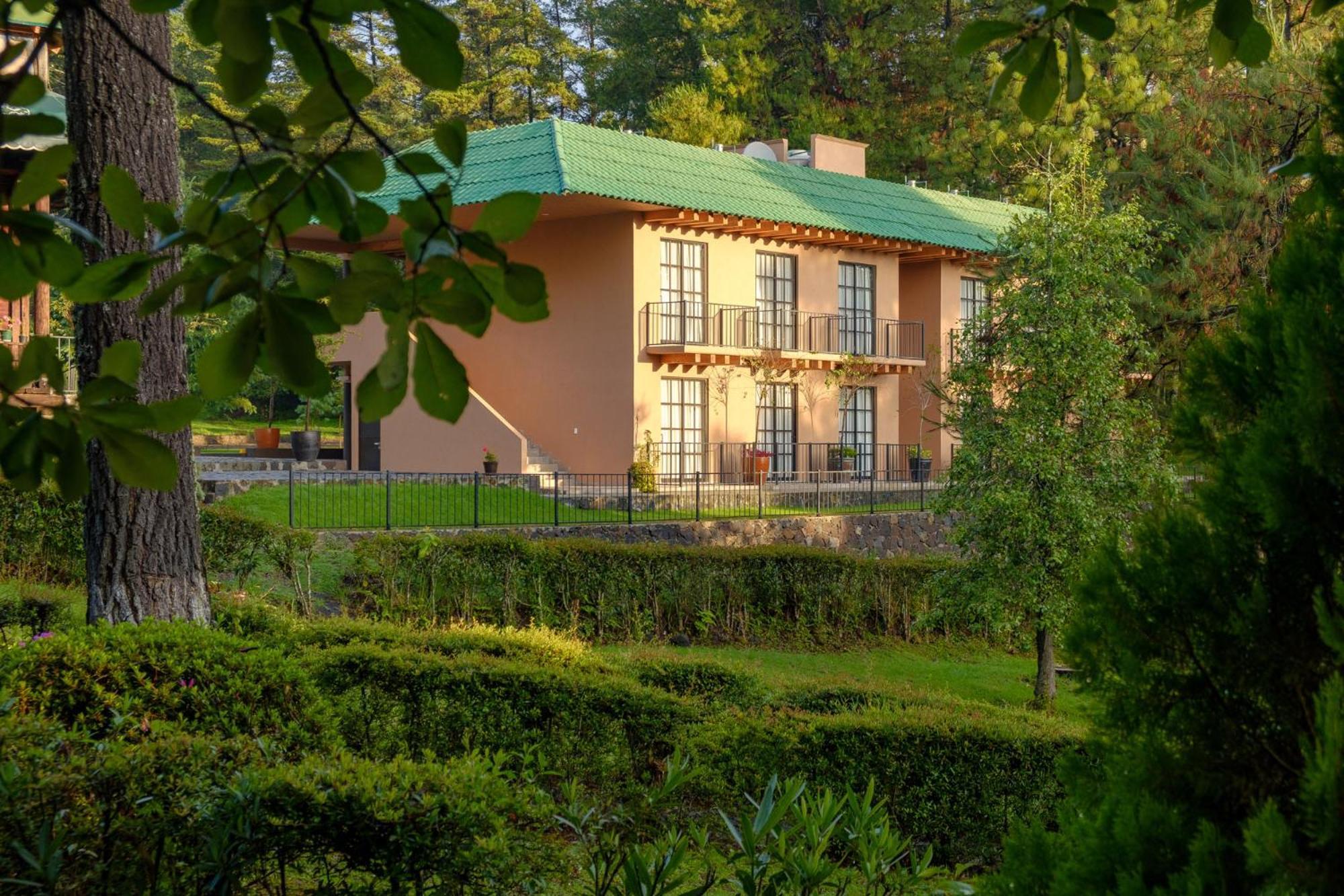 Zirahuen Forest And Resort Εξωτερικό φωτογραφία