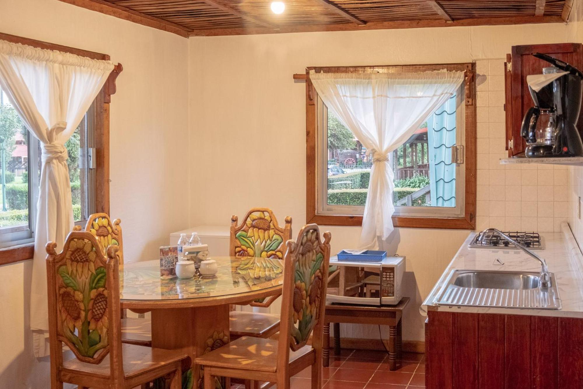 Zirahuen Forest And Resort Εξωτερικό φωτογραφία
